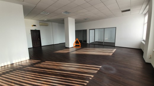 Spatiu comercial de inchiriat in Iasi, Podu Ros - 235 mp, 10 EUR