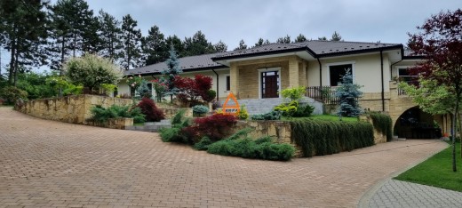 Casa de inchiriat in Iasi, Iasi - 740 mp, 3.500 EUR